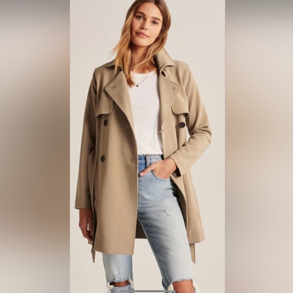 Abercrombie & Fitch Trench Coat